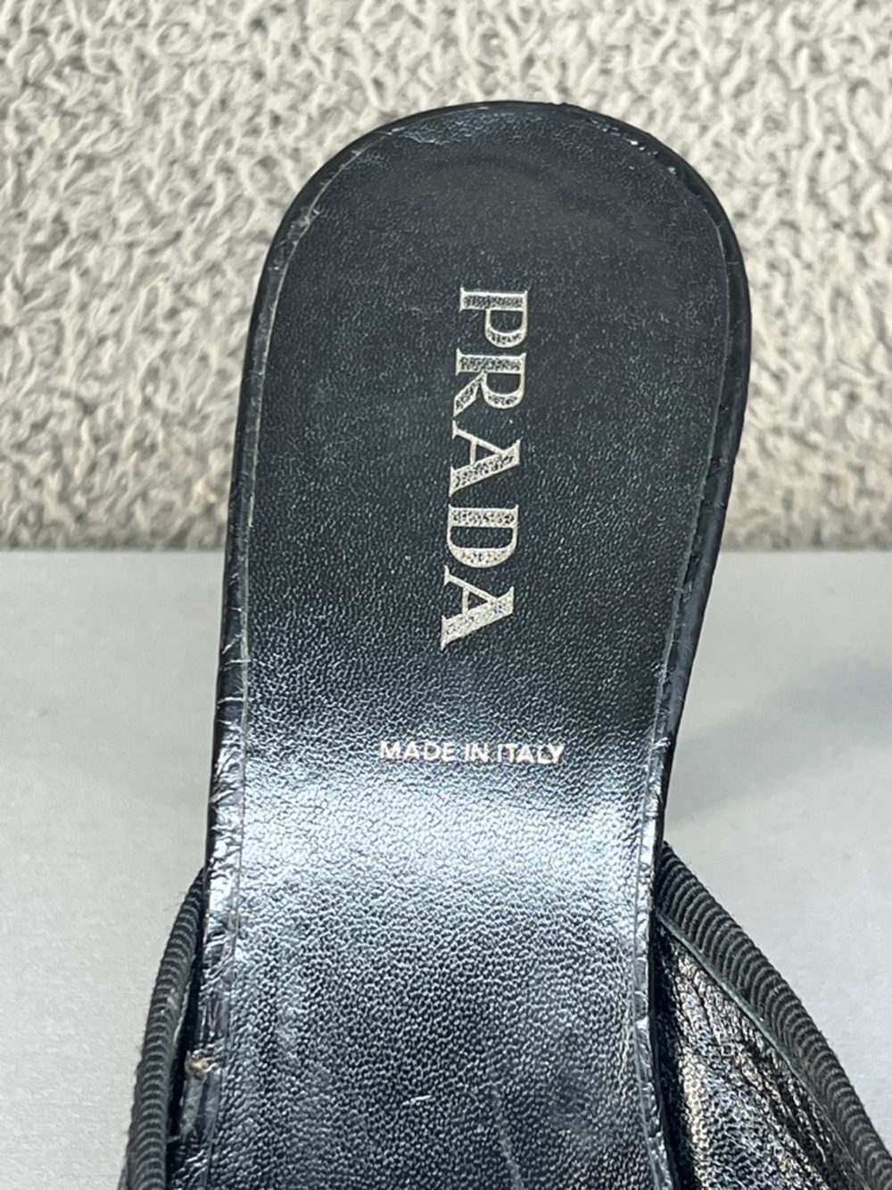 Prada Black Pointed-Toe Leather Mules with Knotted Textile Accent - Picture 5 of 14